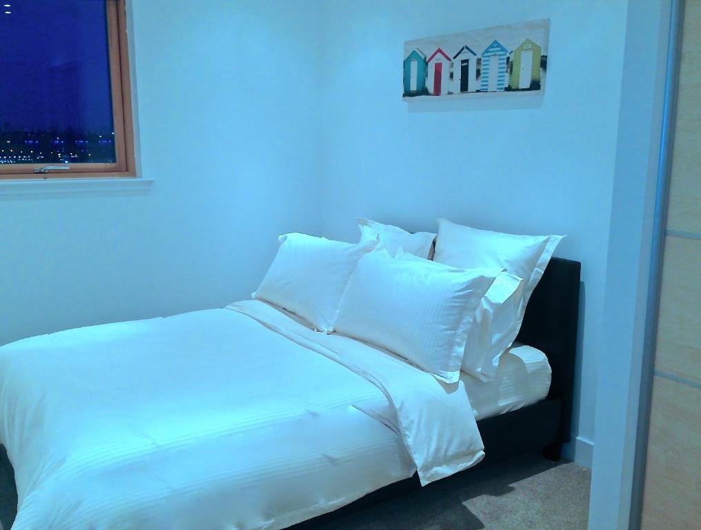 Suite 16 Glasgow Bilik gambar
