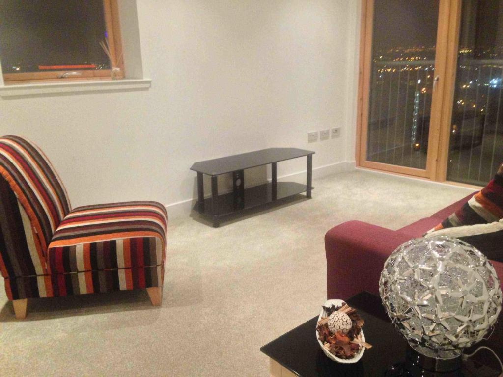 Suite 16 Glasgow Bilik gambar